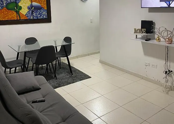 APARTA HOTEL en laureles estadio 105 MTS Cuadrados